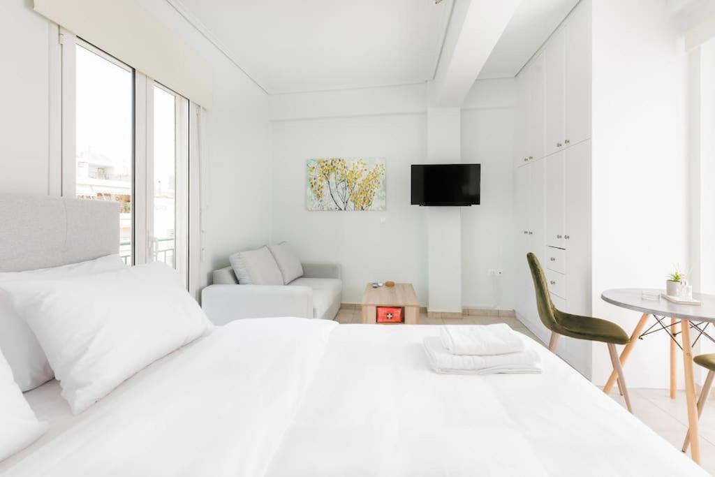 Adorable Sunny Studio With Private Balcony I Athens Exterior photo